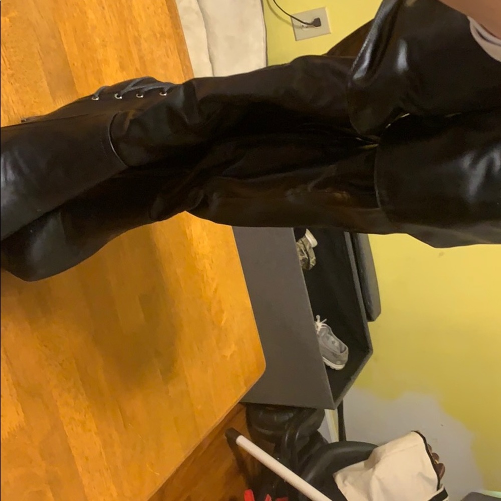 Anne Michelle black boots